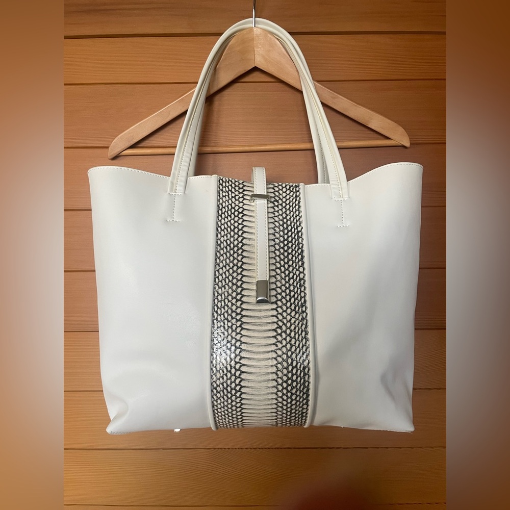 Vince Camuto White Leather Python Stripe Tote Shopper Bag